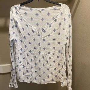 Large Aeropostale long sleeve blouse